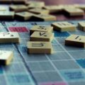 gioco-tavolo-famiglia-amici